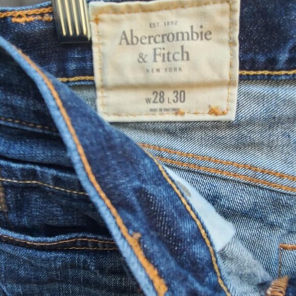 Mens Abercrombie Classic Straight Jeans size 28 x 30 Button Down Fly - Picture 2 of 12